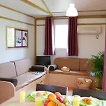 Lagrange Vacances Port Lalande Tatil parkı
