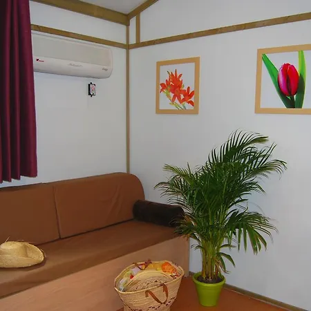 Lagrange Grand Bleu - Port Lalande Semesterpark