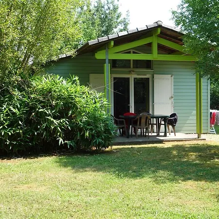 Lagrange Grand Bleu - Port Lalande 2* Castelmoron-sur-Lot