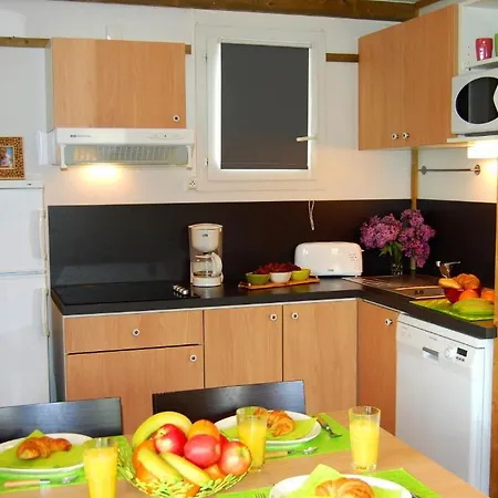 Lagrange Grand Bleu - Port Lalande 2*